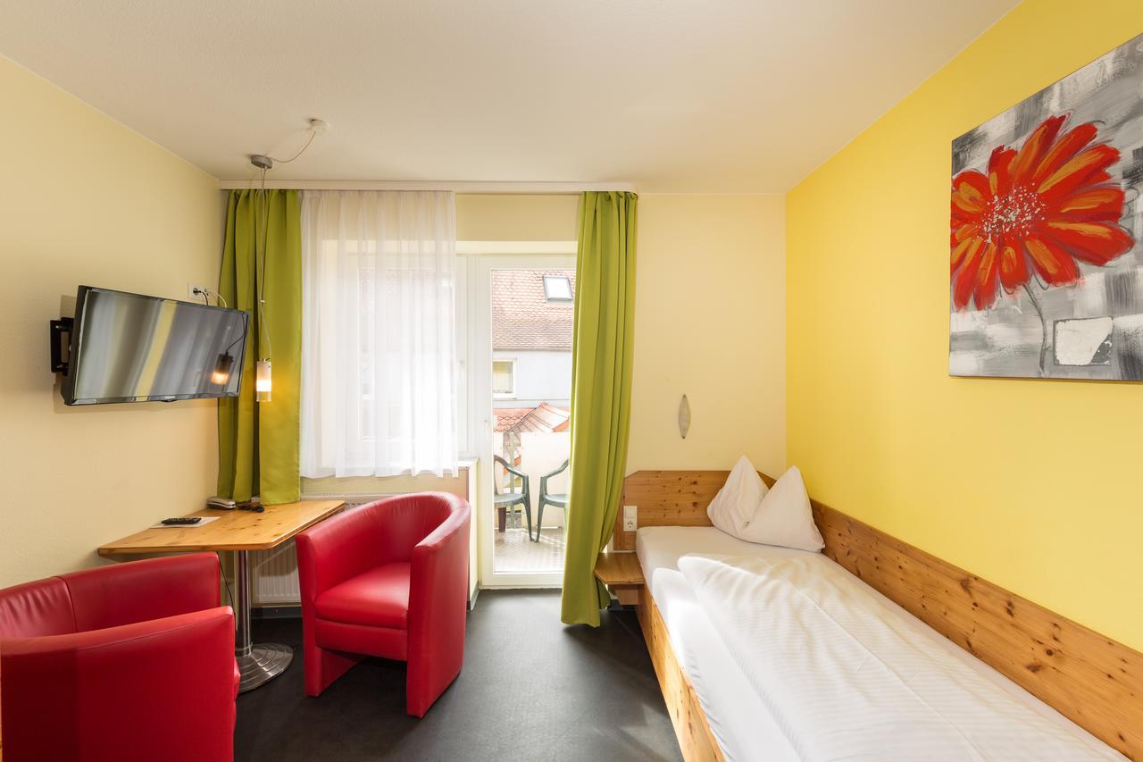 Hotel-Cafe Demling Randersacker Buitenkant foto